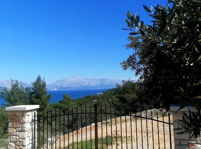 Сasa de vacaciones Secluded Heritage