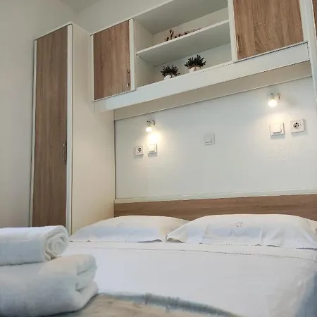 Casa de Férias Secluded Heritage Postira