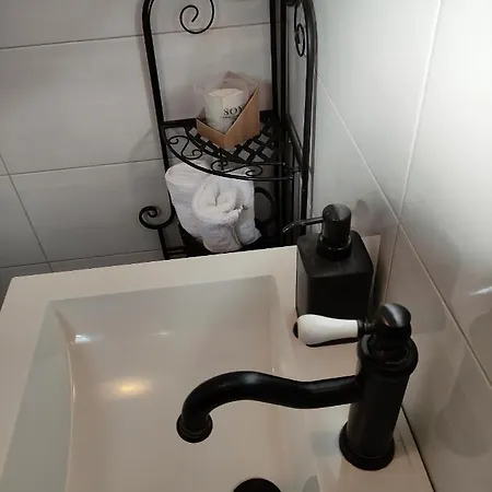 Secluded Heritage * Postira