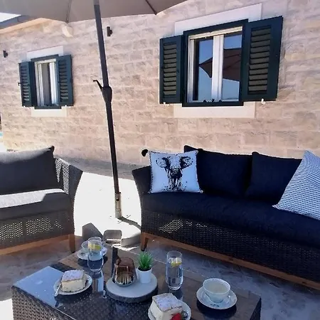 Secluded Heritage Postira