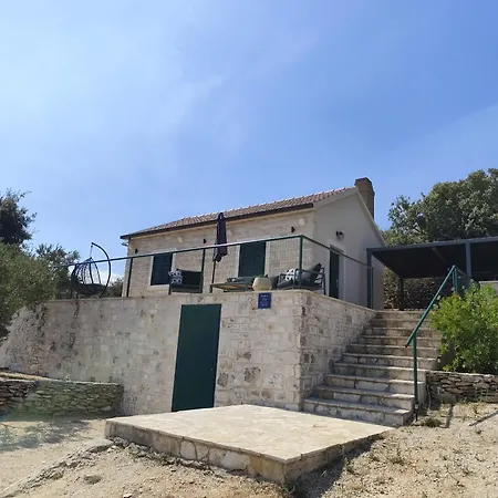 Tatil Evi Secluded Heritage Postira